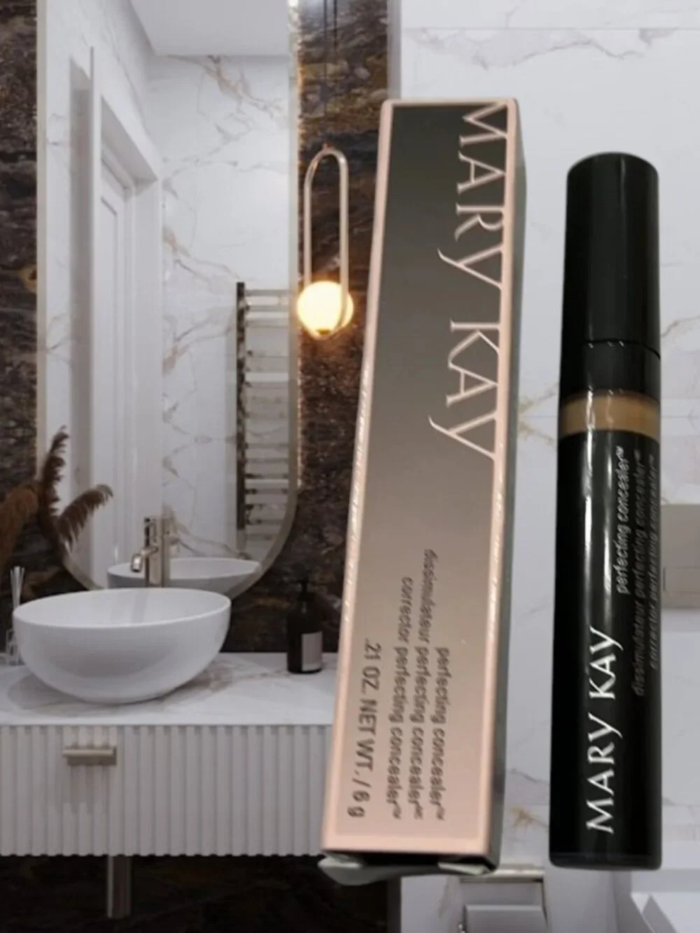 Mary Kay® Light Bronze Perfecting Concealer ✨NIB✨